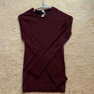 Lululemon maroon long sleeve